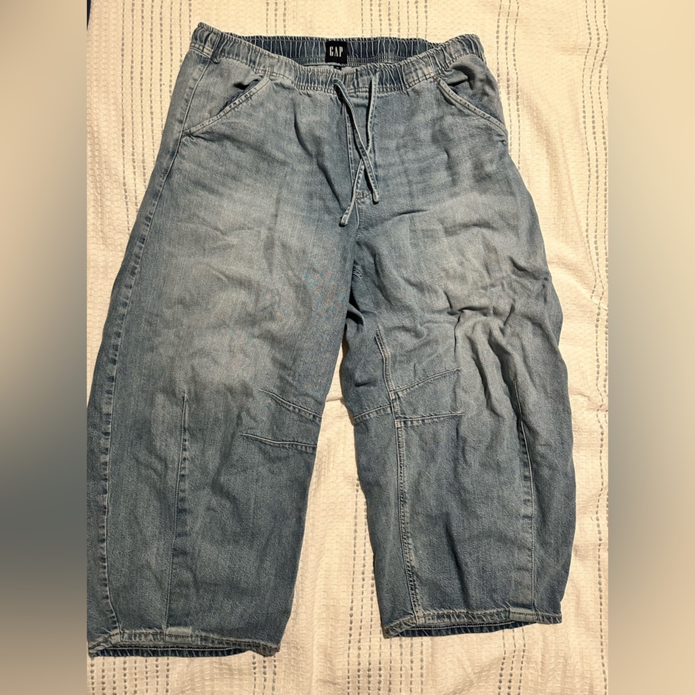 GAP Horseshoe Jeans